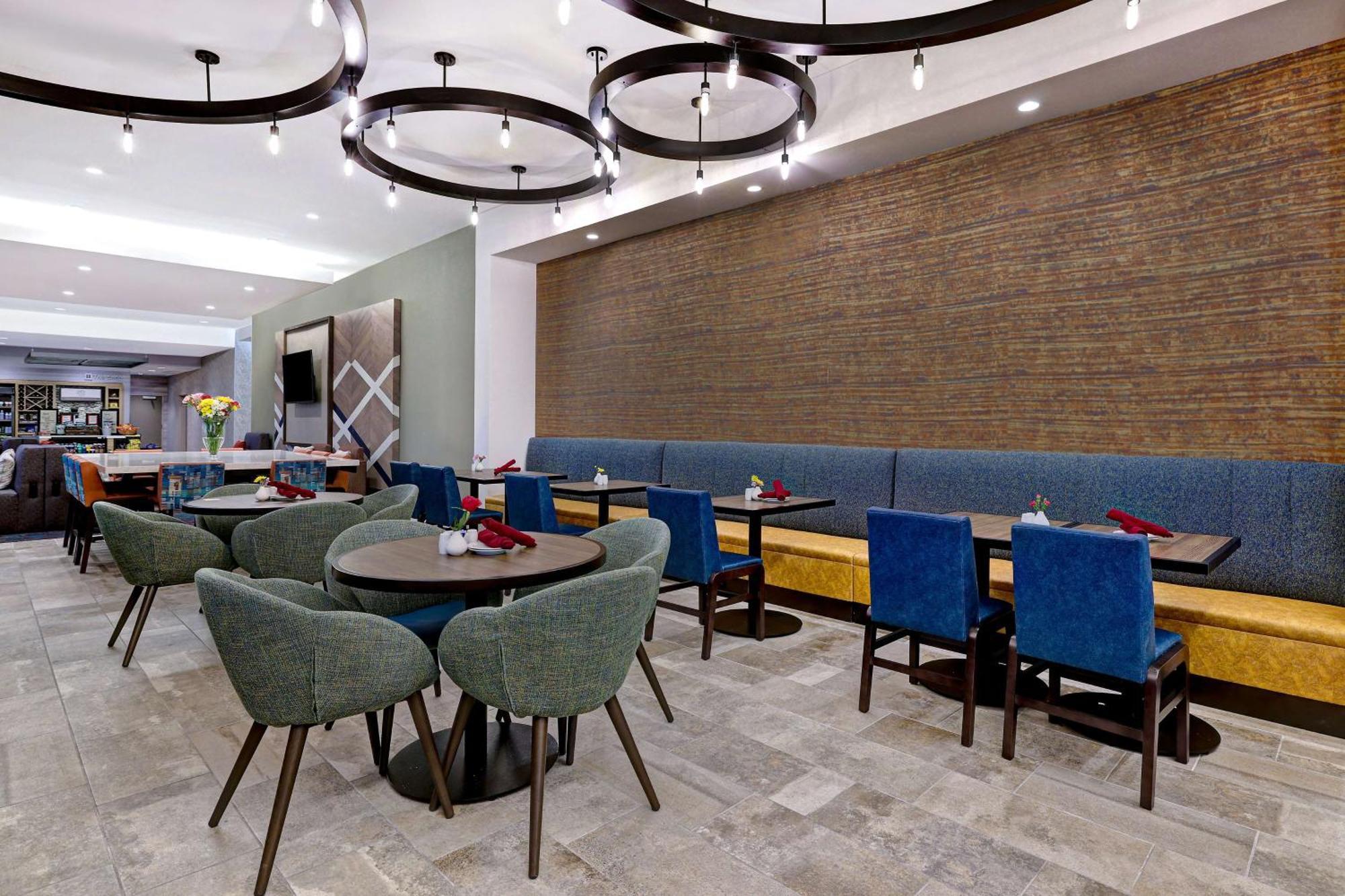 Hilton Garden Hotel